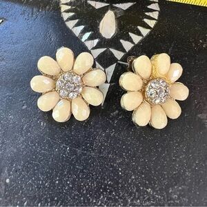 Daisy Post Earrings Gold Tone Cream Enamel Look w. Bling Centers